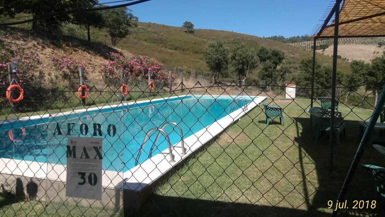 La Albergueria Complejo Rural Cañamero Екстериор снимка
